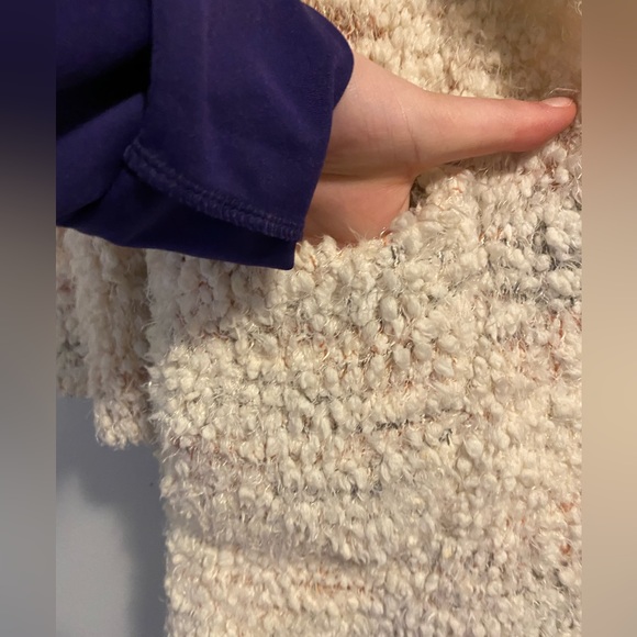 Cardigan - Picture 3 of 4